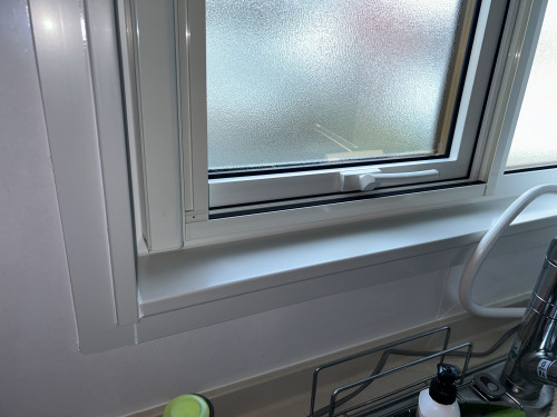 樹脂製モール納め