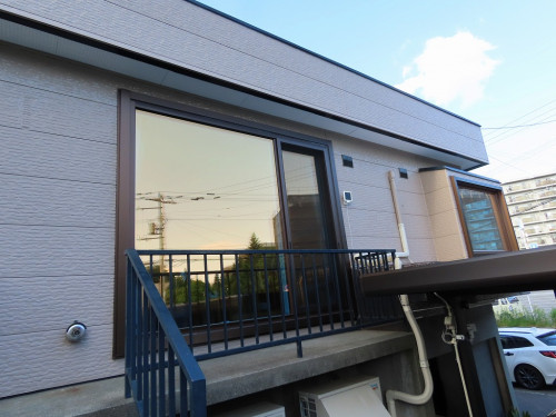 ランマ付き引き違い窓からランマなしの大開口スライディング窓に交換※偏芯片引き戸仕様